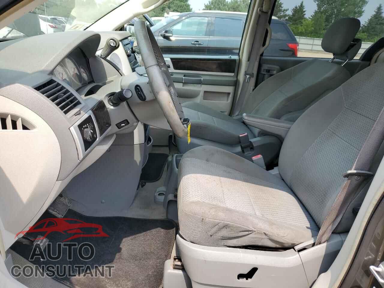 DODGE CARAVAN 2010 - 2D4RN5D11AR269031