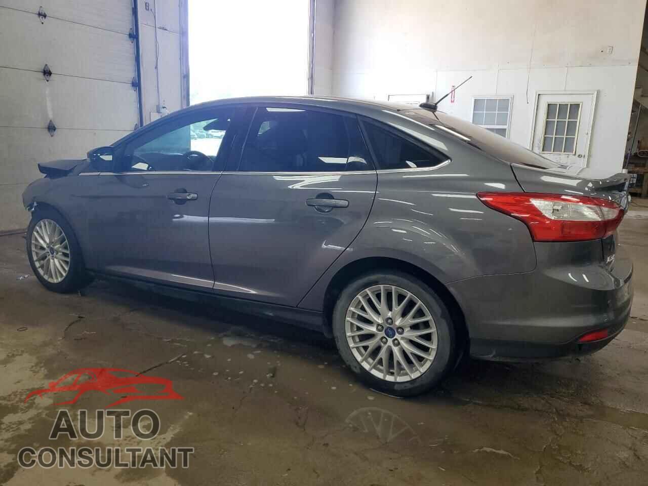 FORD FOCUS 2012 - 1FAHP3H21CL119187