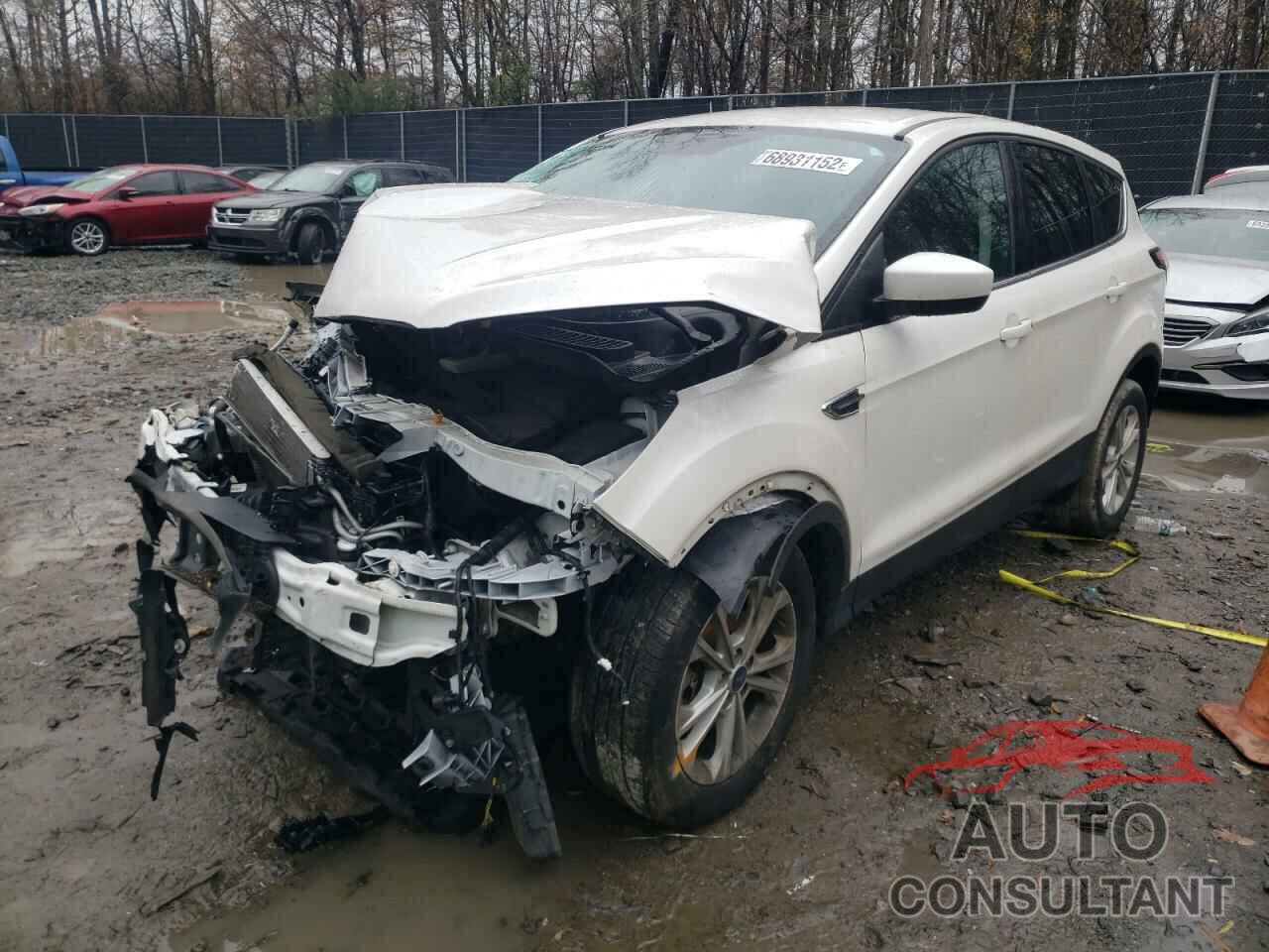 FORD ESCAPE 2017 - 1FMCU9GD4HUC84893