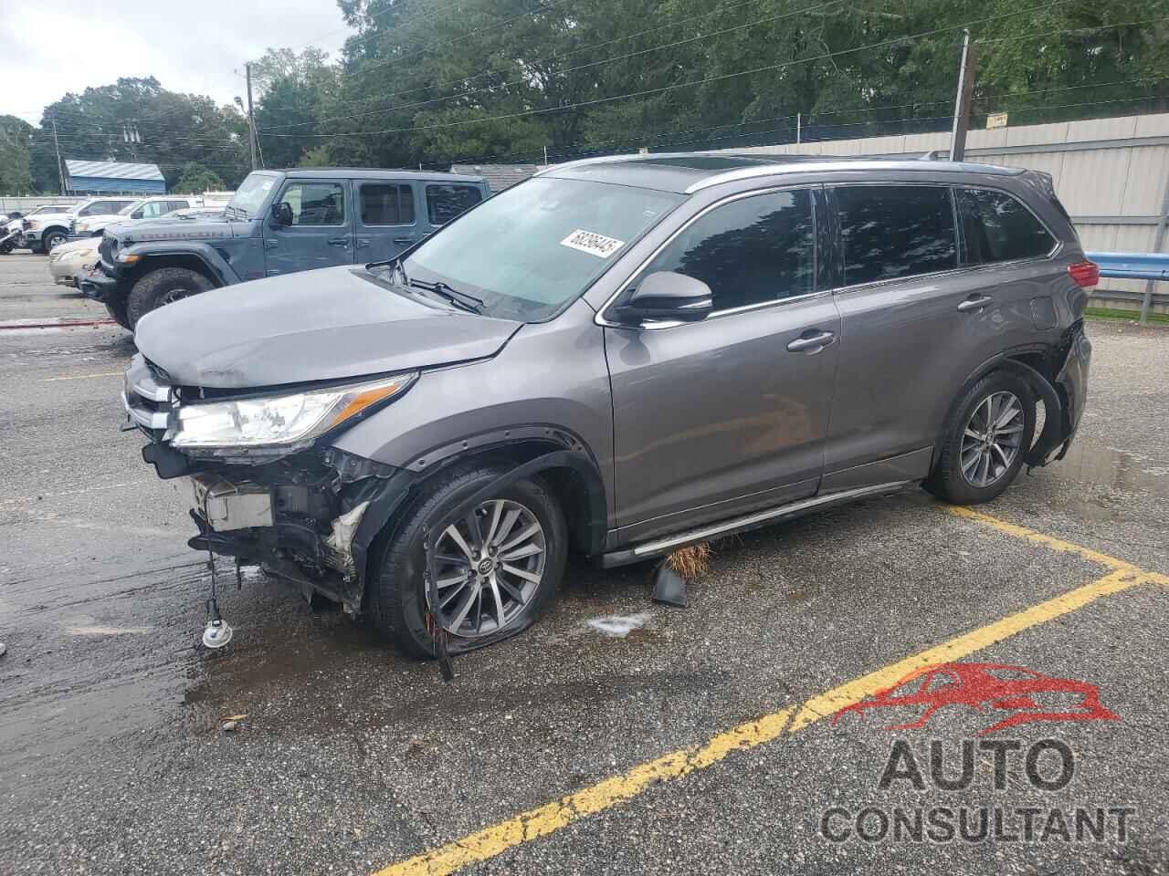 TOYOTA HIGHLANDER 2018 - 5TDKZRFH1JS532632