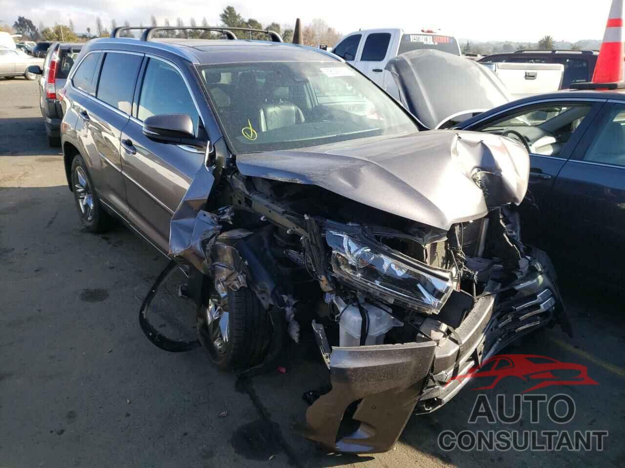 TOYOTA HIGHLANDER 2019 - 5TDDZRFH9KS929953