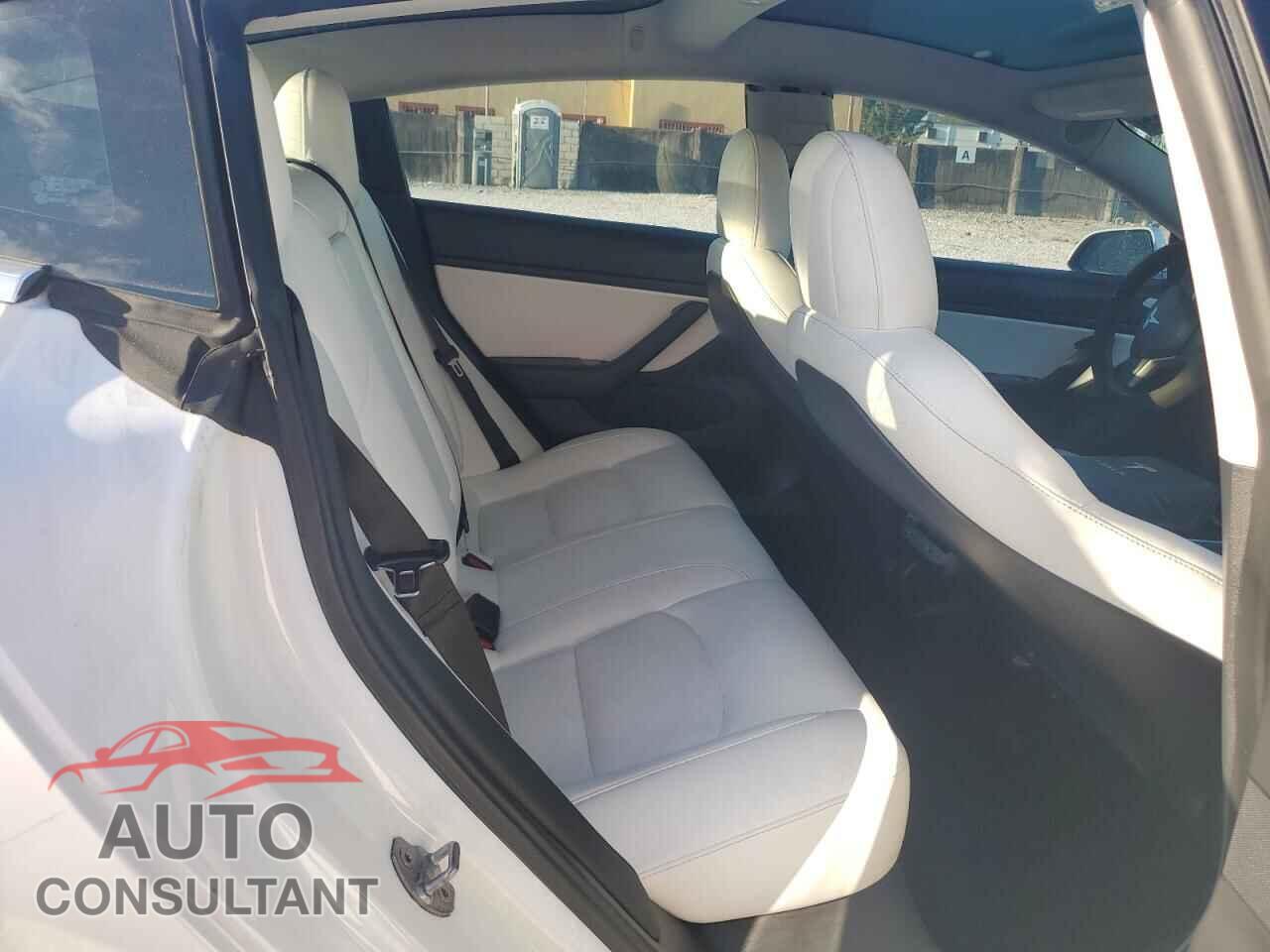 TESLA MODEL 3 2020 - 5YJ3E1EA3LF703684