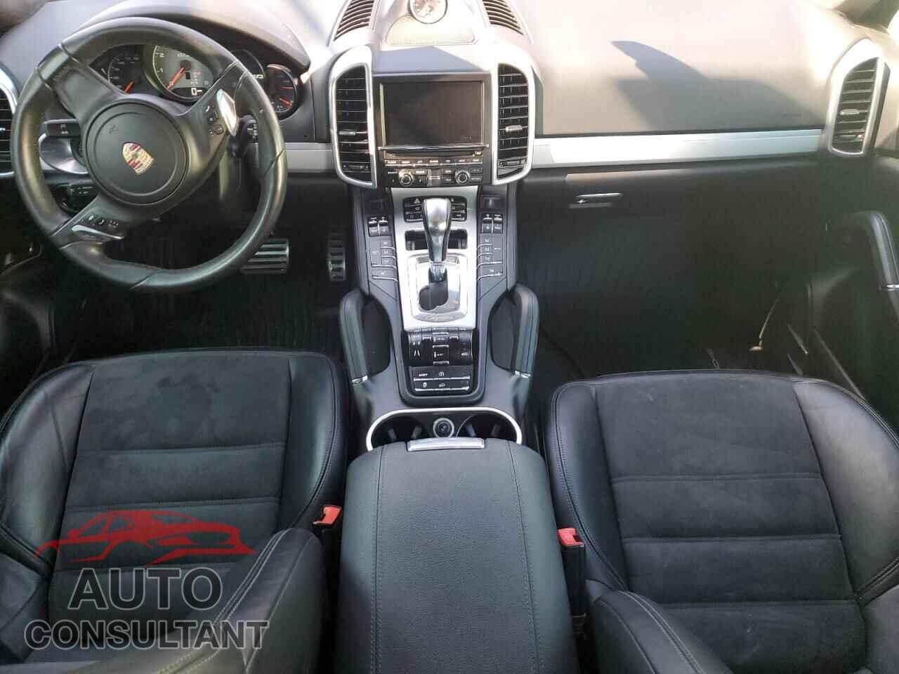 PORSCHE CAYENNE 2013 - WP1AD2A20DLA76910