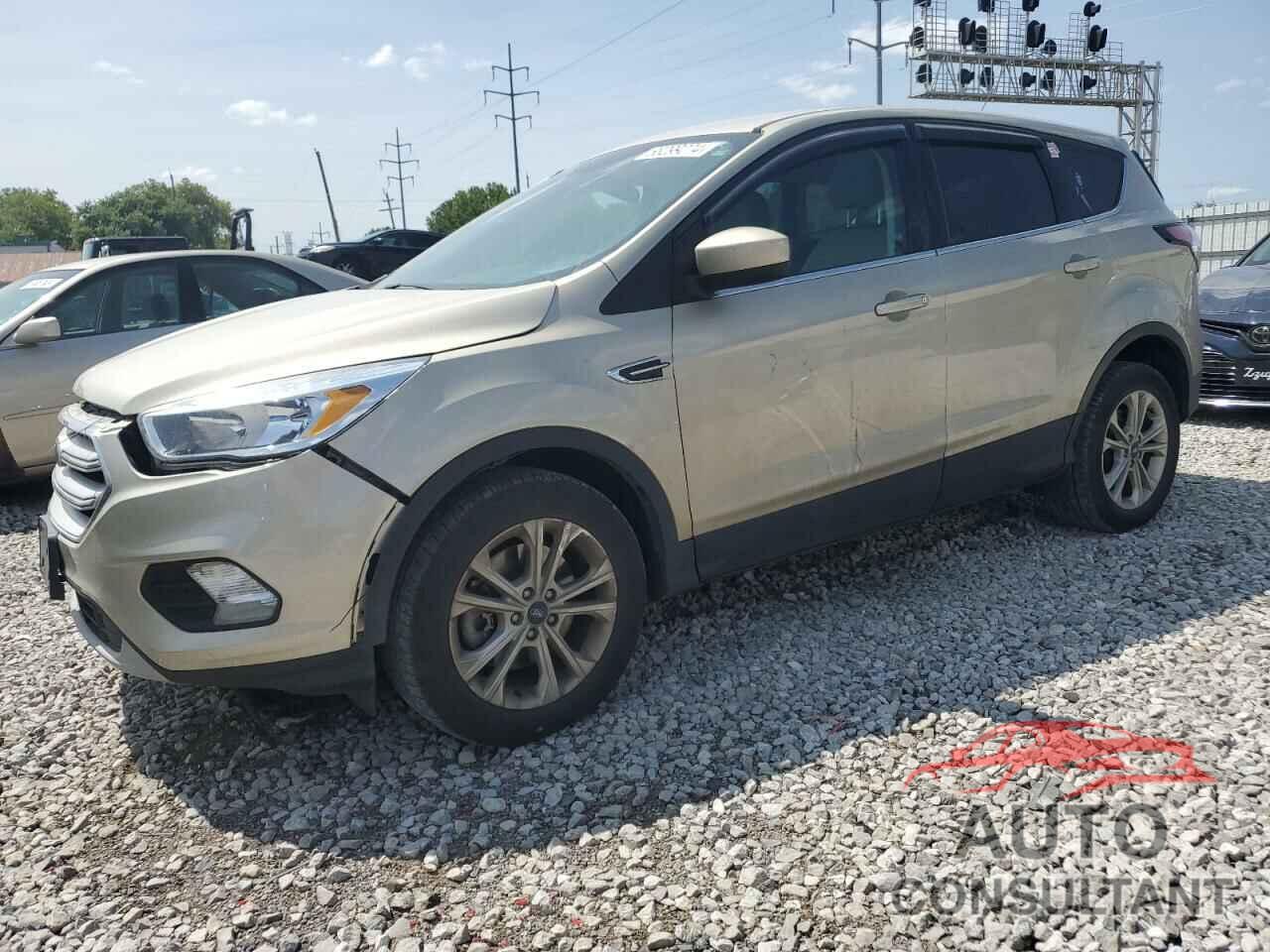 FORD ESCAPE 2017 - 1FMCU9GD6HUD74305