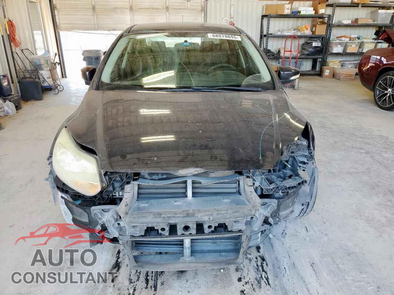 FORD FOCUS 2014 - 1FADP3F23EL299423