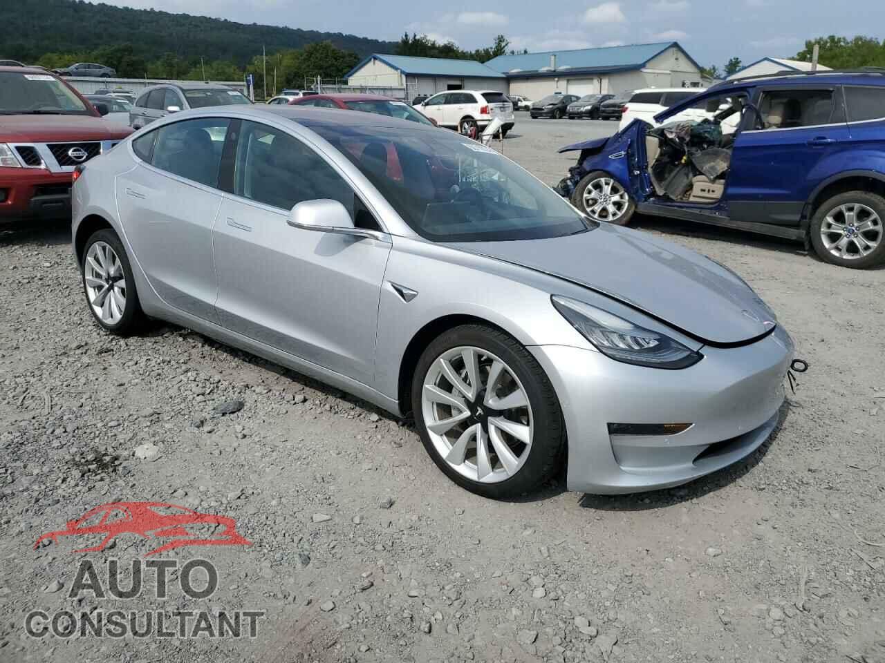 TESLA MODEL 3 2018 - 5YJ3E1EB7JF116927