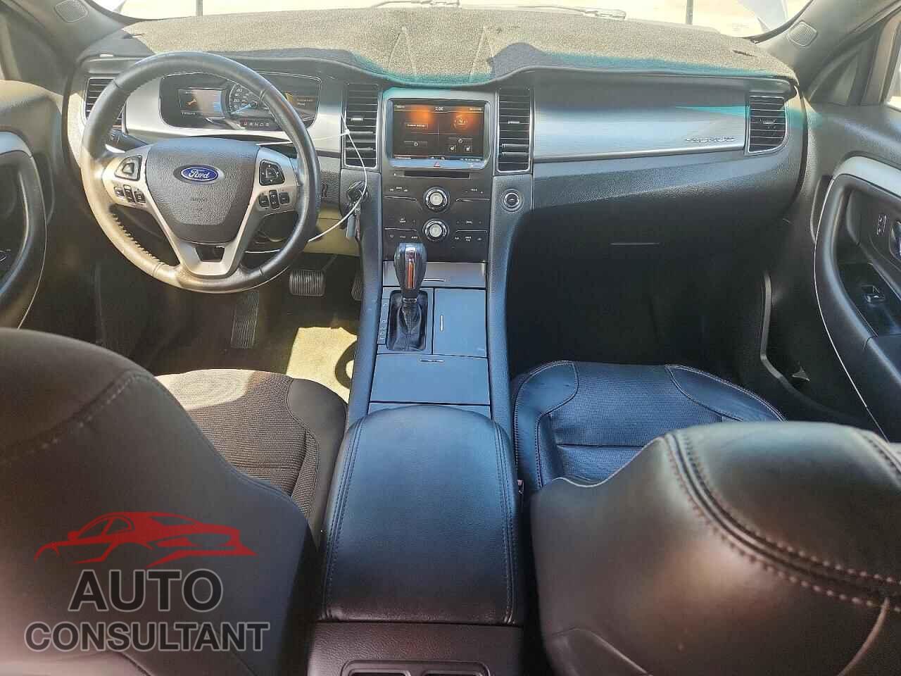 FORD TAURUS 2014 - 1FAHP2E82EG137101