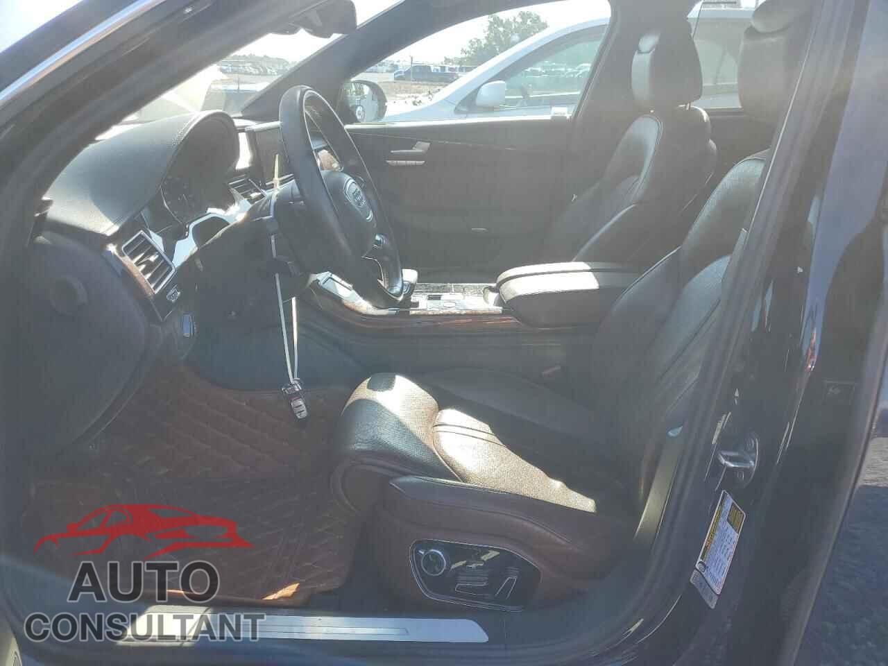 AUDI A8 2013 - WAUR2AFD5DN018212