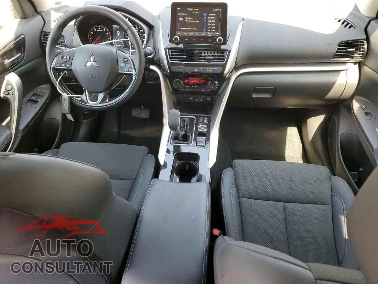 MITSUBISHI ECLIPSE 2024 - JA4ATWAA0RZ017048