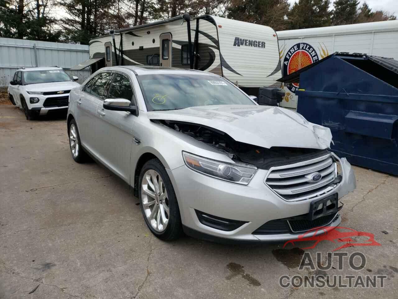 FORD TAURUS 2018 - 1FAHP2J81JG120659