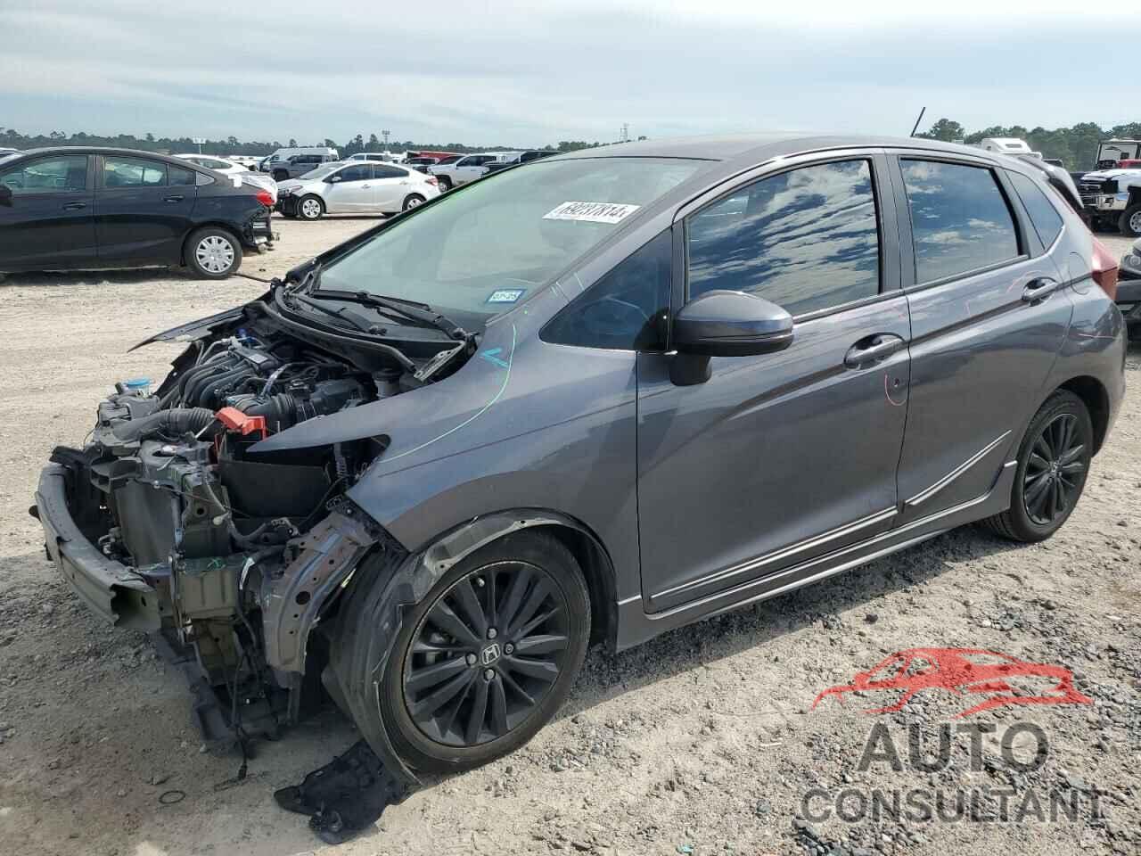 HONDA FIT 2018 - 3HGGK5H62JM701170