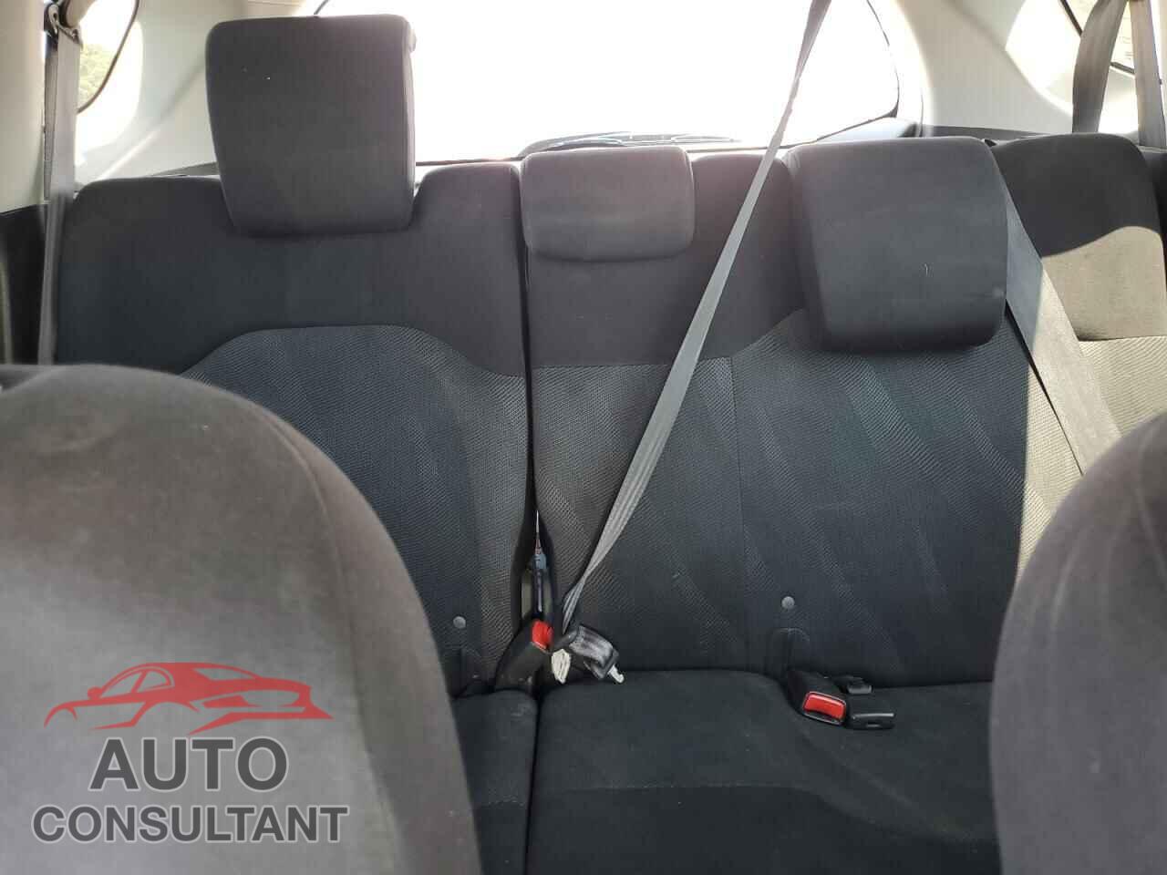 HONDA FIT 2011 - JHMGE8H5XBS009289