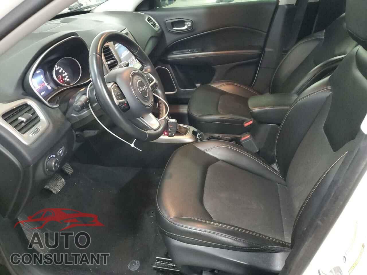 JEEP COMPASS 2019 - 3C4NJDBB3KT671838