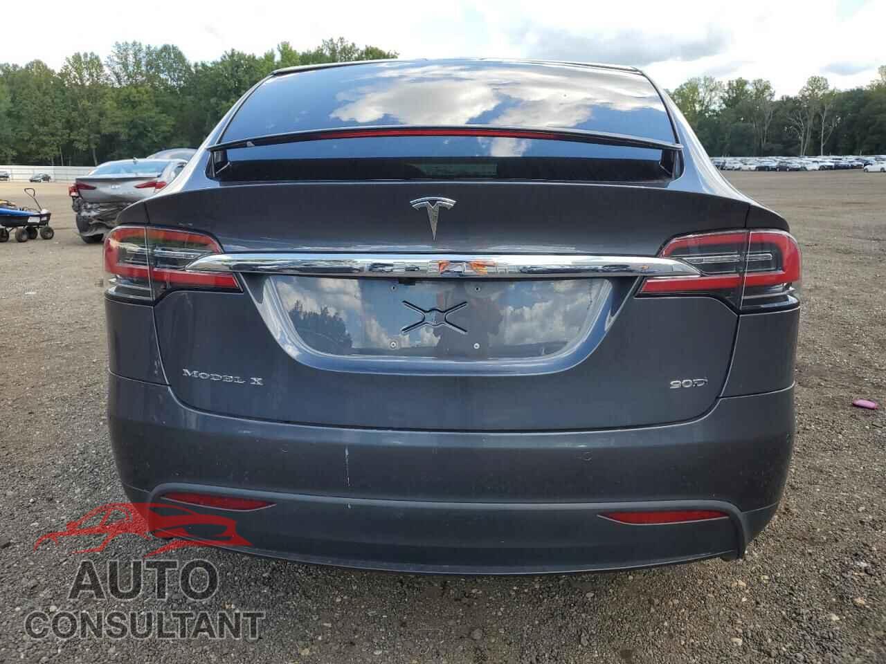TESLA MODEL X 2016 - 5YJXCBE28GF005115
