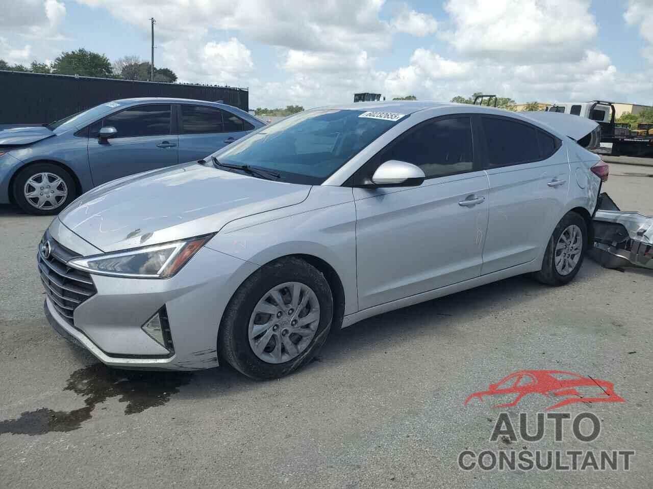 HYUNDAI ELANTRA 2019 - KMHD74LF2KU762953