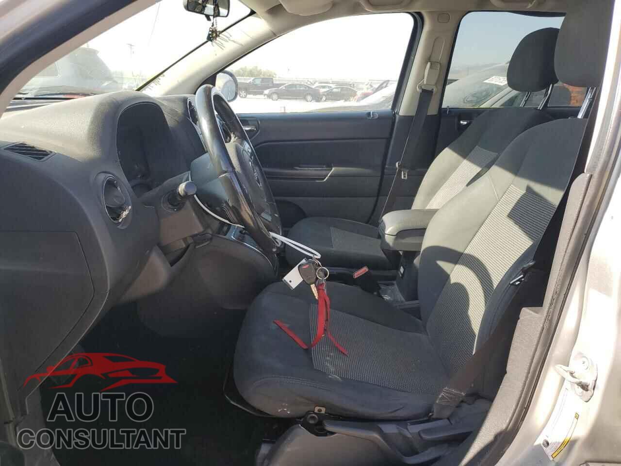 JEEP COMPASS 2011 - 1J4NF1FB6BD197605