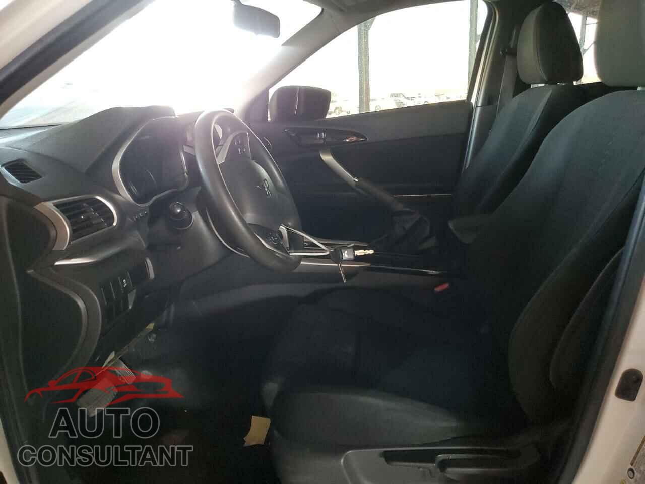 MITSUBISHI ECLIPSE 2019 - JA4AT3AA3KZ040716