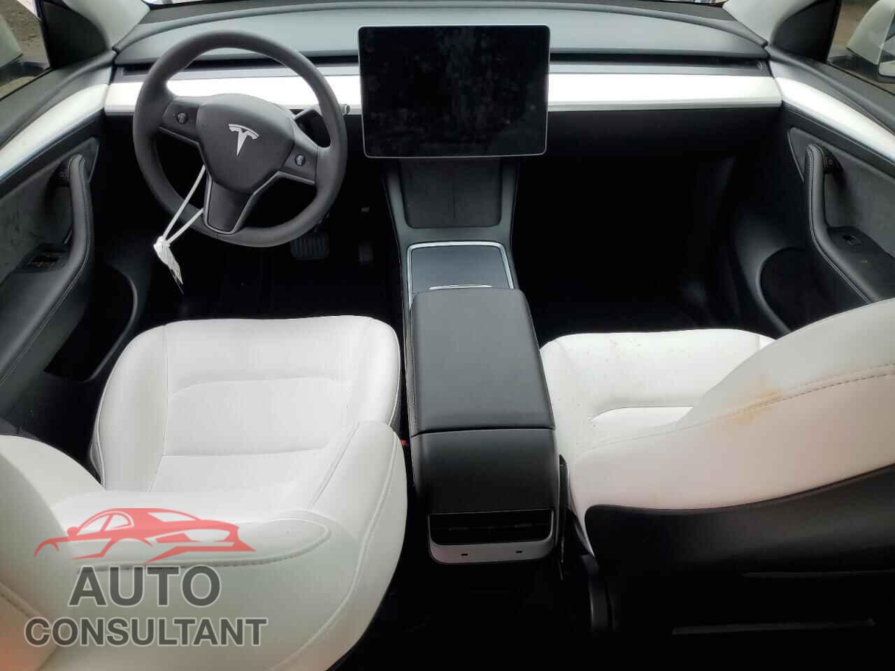 TESLA MODEL Y 2024 - 7SAYGDED1RF094232