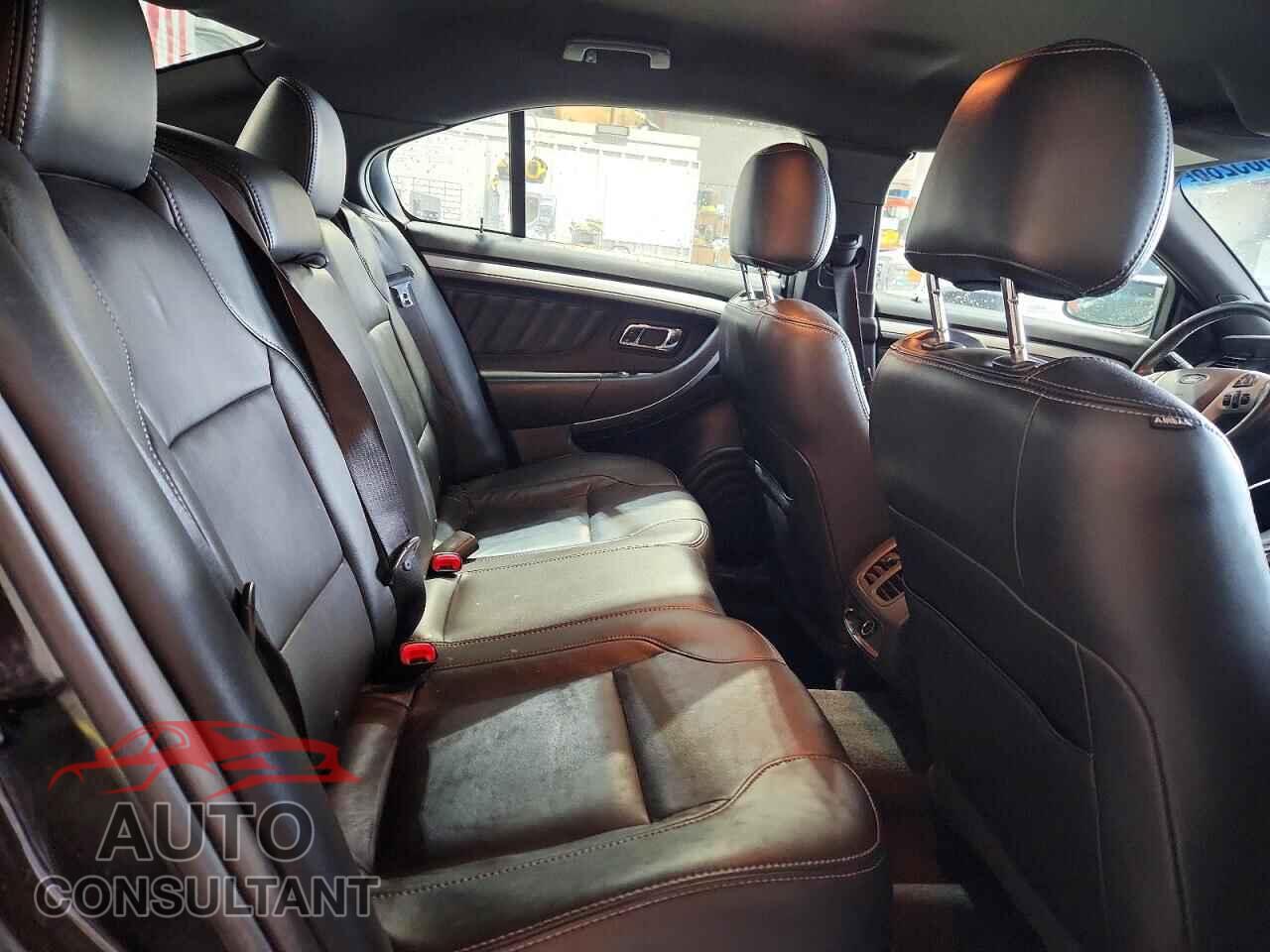 FORD TAURUS 2013 - 1FAHP2E88DG172093