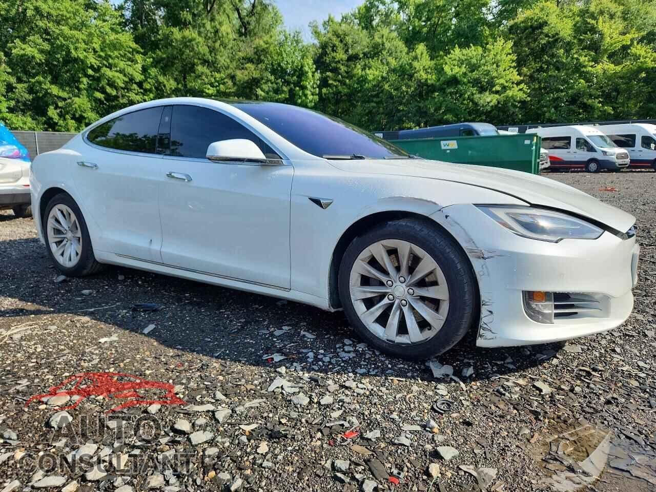 TESLA MODEL S 2018 - 5YJSA1E24JF244887