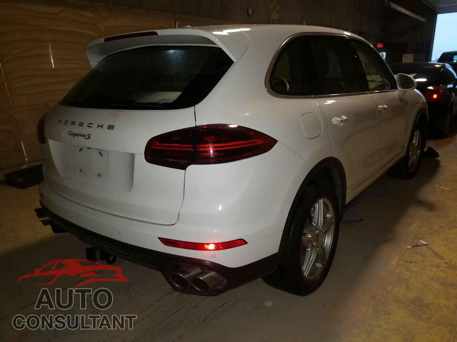 PORSCHE CAYENNE 2016 - WP1AB2A23GLA97082