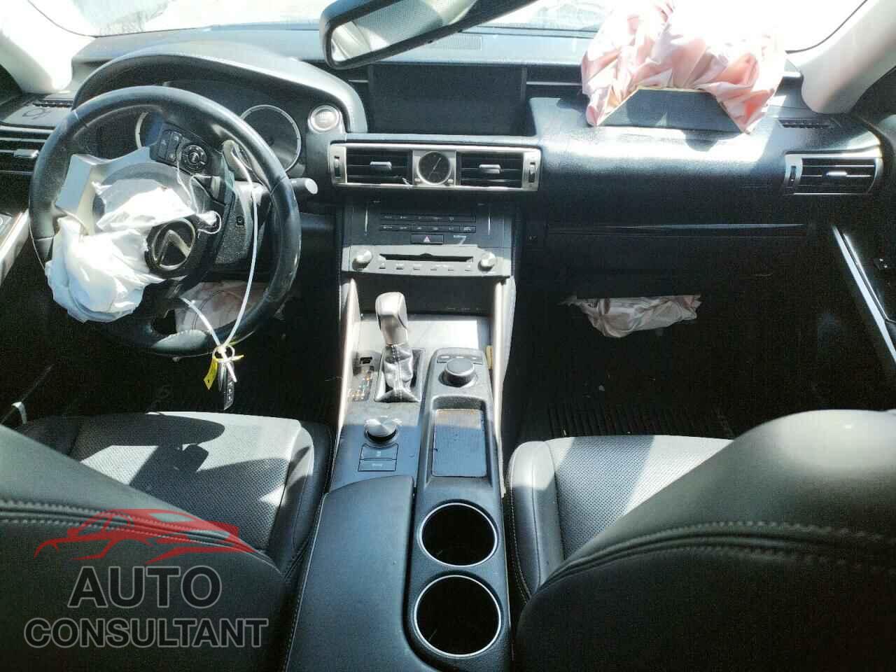 LEXUS IS 2015 - JTHBF1D29F5062872