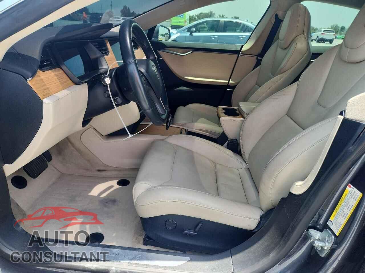 TESLA MODEL S 2018 - 5YJSA1E21JF259251