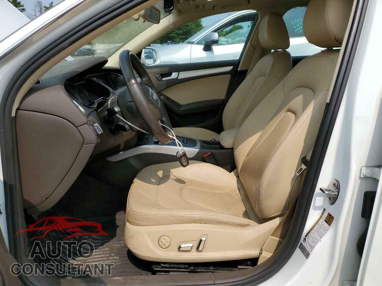 AUDI A4 2013 - WAUBFAFL9DA059267