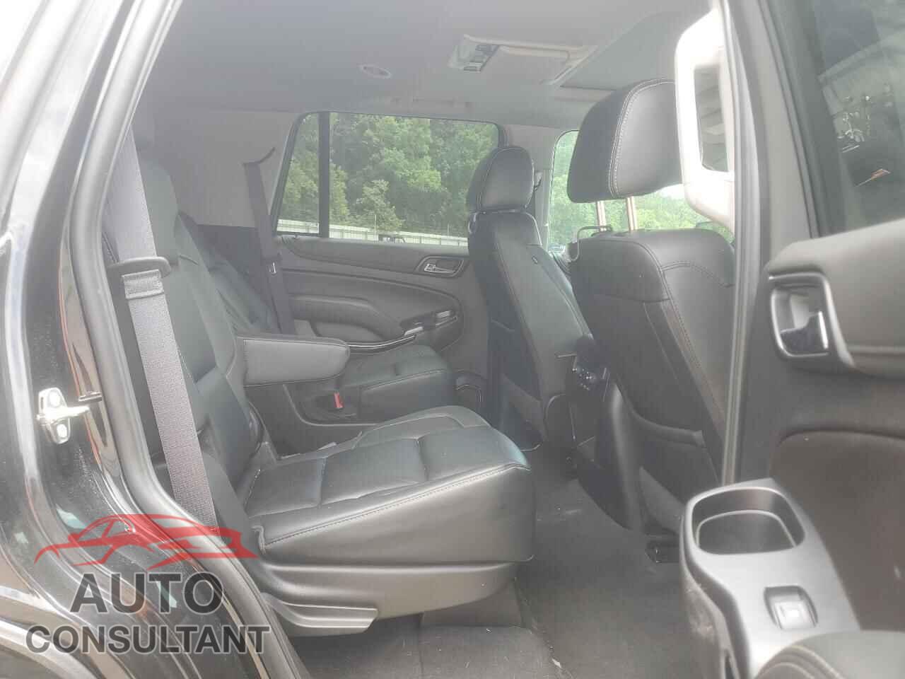 CHEVROLET TAHOE 2019 - 1GNSKBKC1KR276411