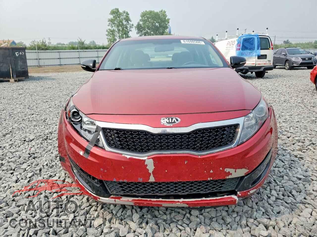 KIA OPTIMA 2011 - KNAGM4A77B5110732