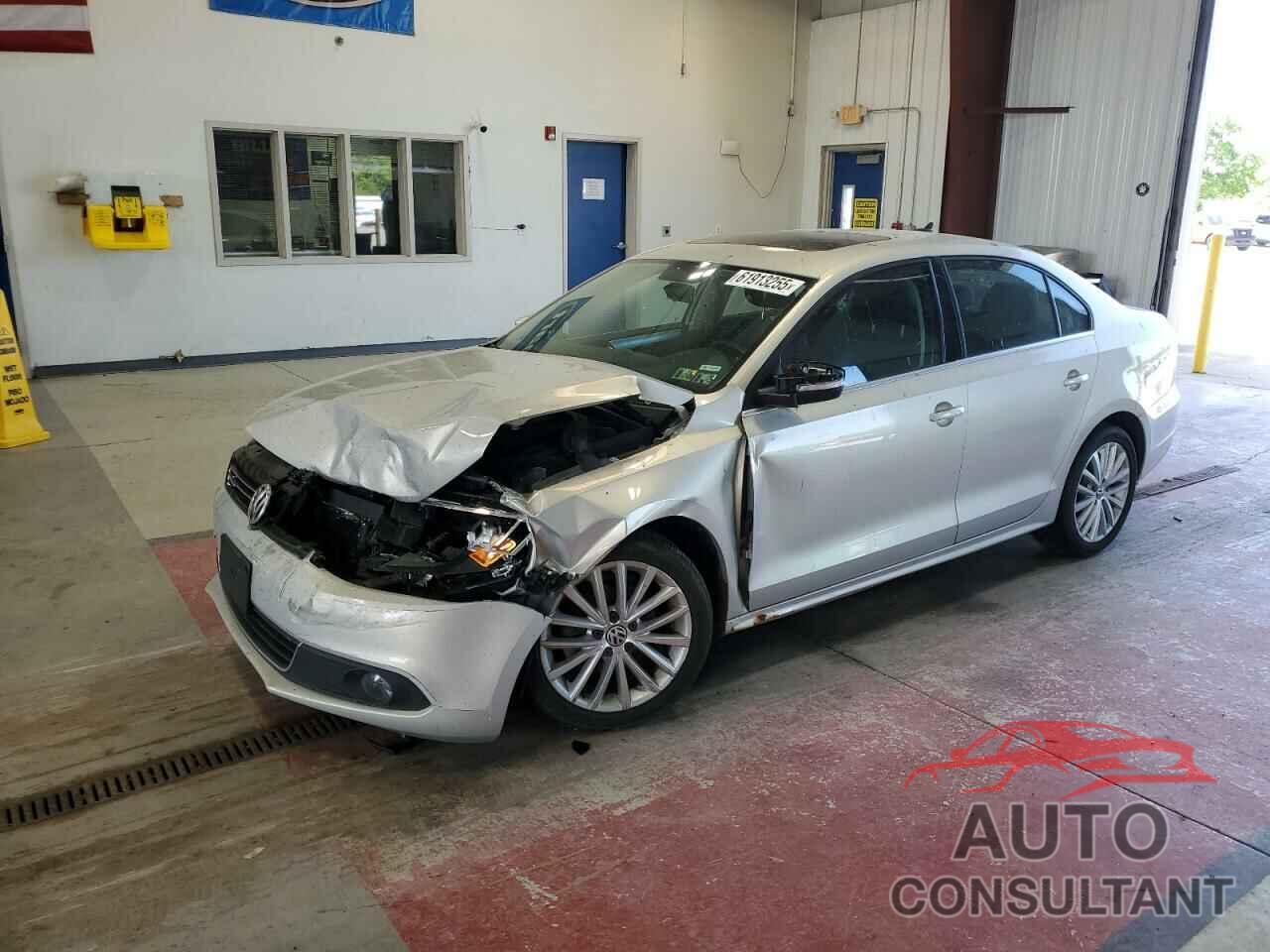 VOLKSWAGEN JETTA 2011 - 3VWLZ7AJ5BM332905