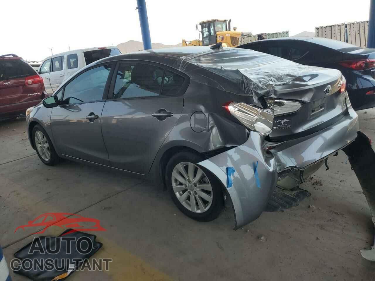 KIA FORTE 2016 - KNAFX4A60G5577993