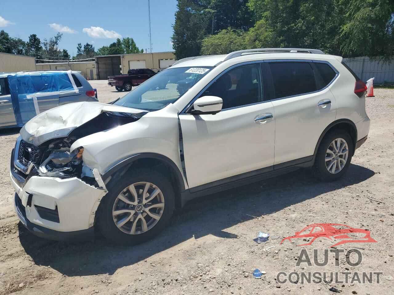 NISSAN ROGUE 2018 - 5N1AT2MT3JC812237