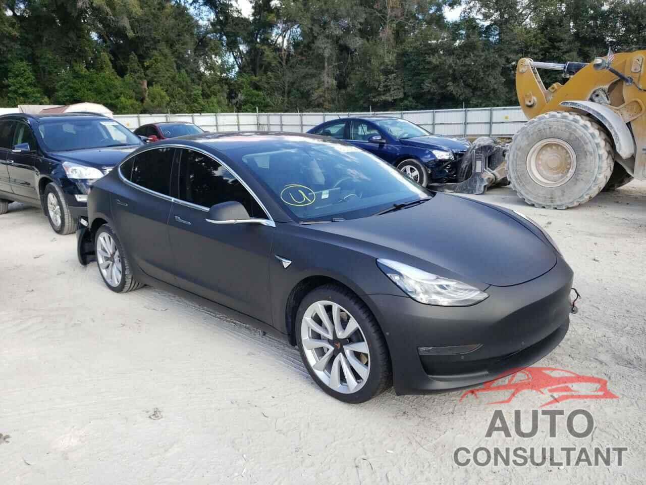 TESLA MODEL 3 2018 - 5YJ3E1EA5JF032001