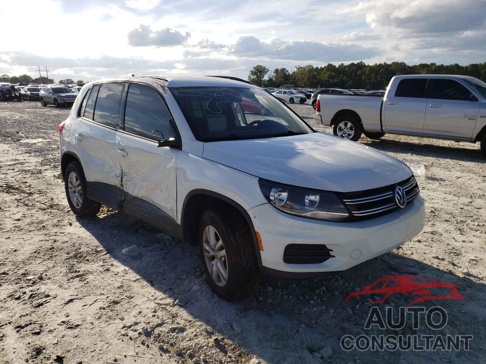 VOLKSWAGEN TIGUAN 2017 - WVGAV7AX2HK011698