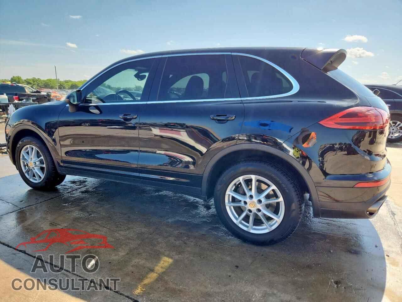 PORSCHE CAYENNE 2016 - WP1AA2A25GLA00712