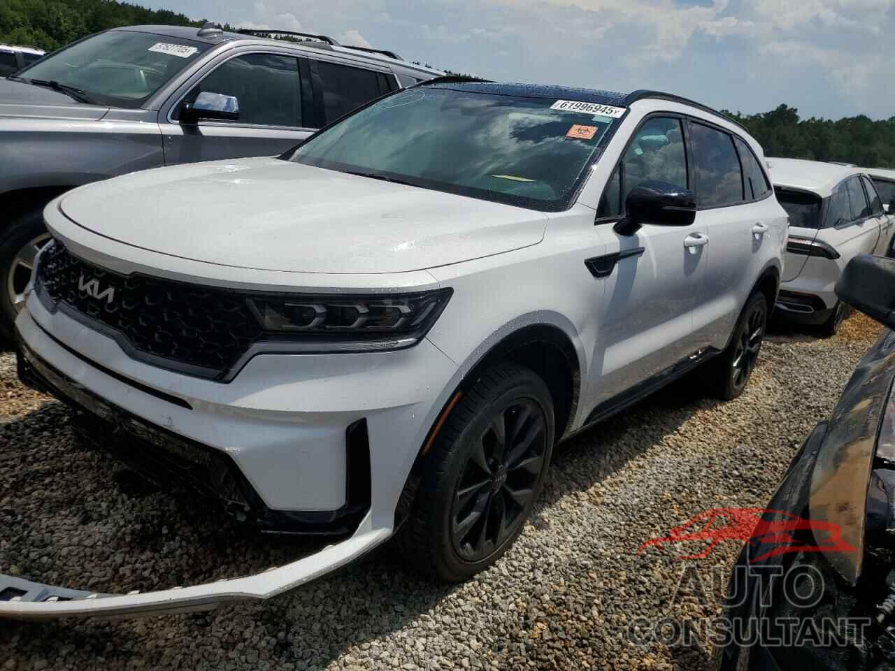 KIA SORENTO 2023 - 5XYRKDLF7PG187699