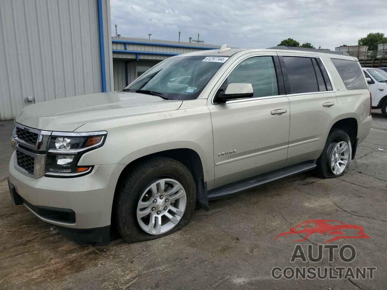 CHEVROLET TAHOE 2017 - 1GNSCBKC6HR332736