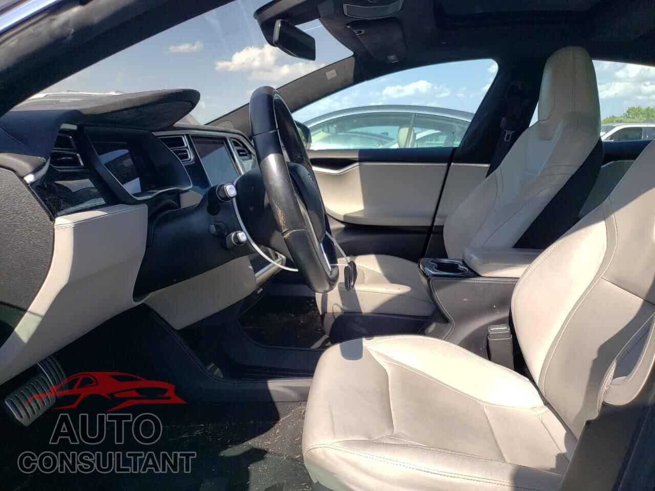 TESLA MODEL S 2015 - 5YJSA1E48FF118461