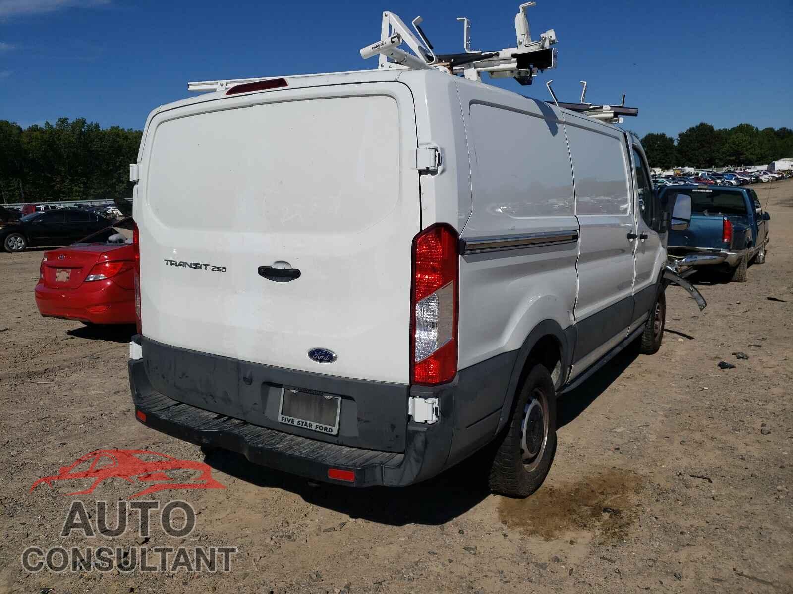 FORD TRANSIT CO 2019 - 1FTYR1YM6KKB76452