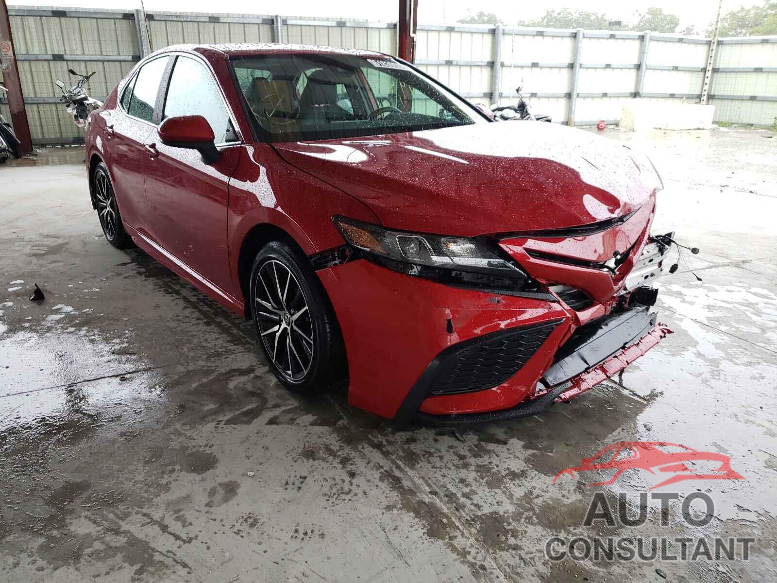 TOYOTA CAMRY 2021 - 4T1G11AK7MU419474