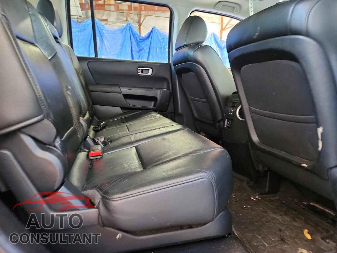 HONDA PILOT 2012 - 5FNYF4H76CB005607