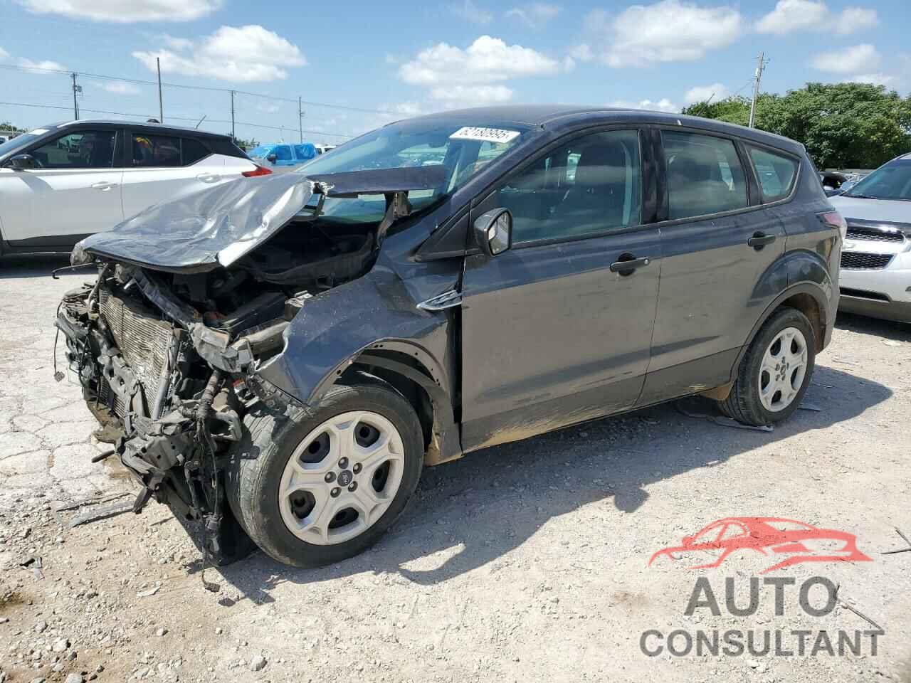 FORD ESCAPE 2017 - 1FMCU0F71HUA61119