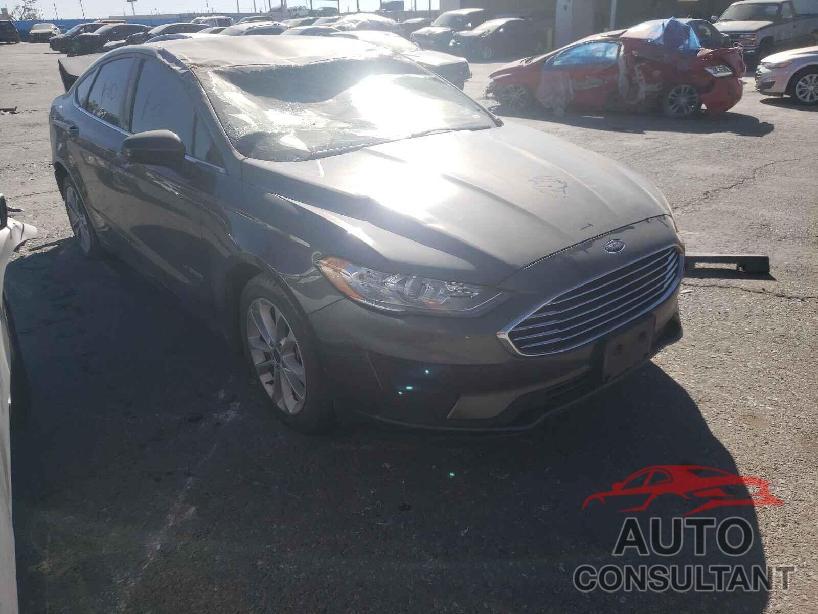 FORD FUSION 2019 - 3FA6P0LU0KR257740