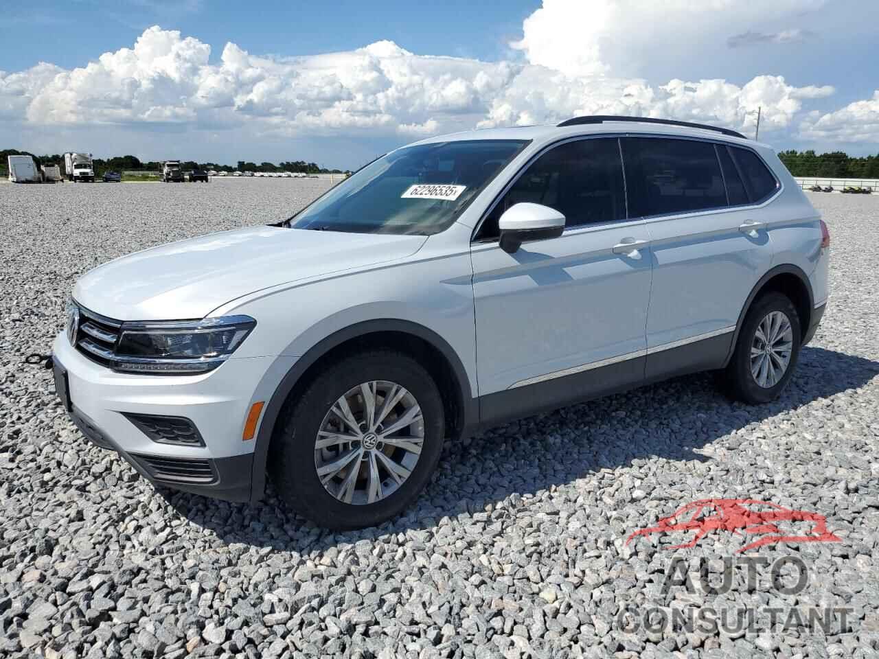 VOLKSWAGEN TIGUAN 2018 - 3VV2B7AX6JM115063