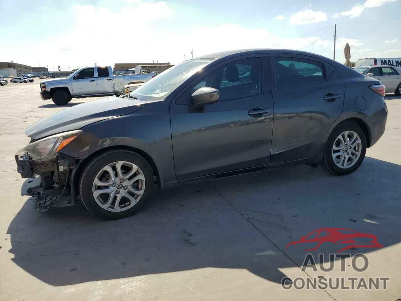 TOYOTA YARIS 2018 - 3MYDLBYV9JY301296