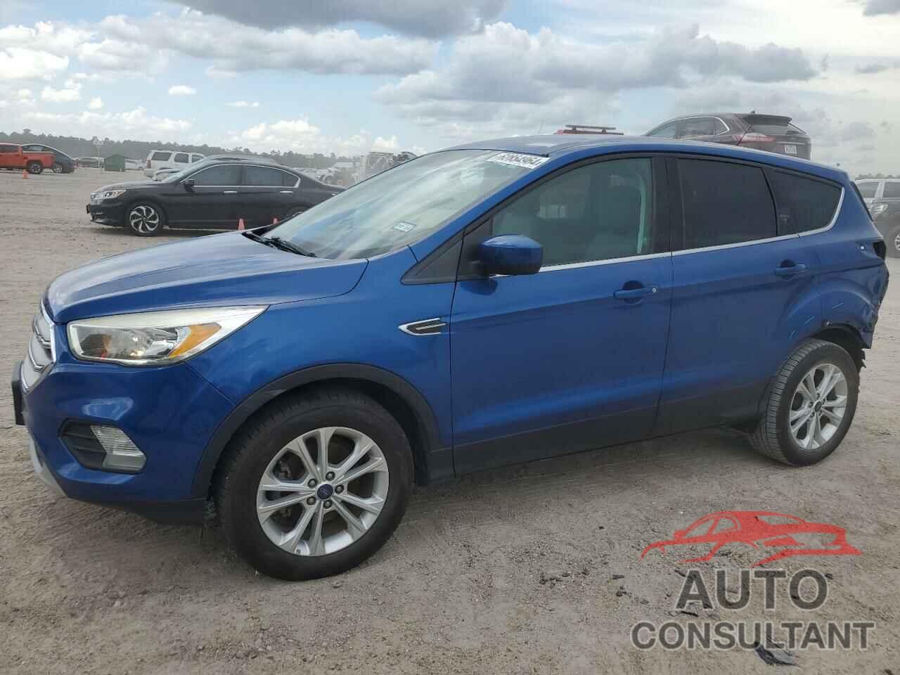 FORD ESCAPE 2017 - 1FMCU0GD1HUF07323