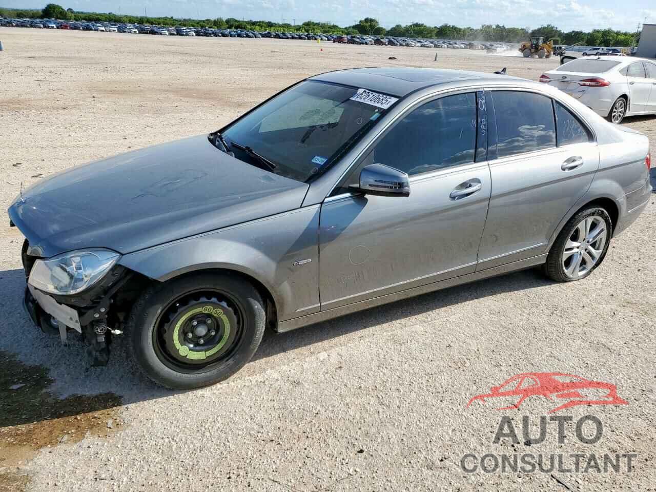 MERCEDES-BENZ C-CLASS 2012 - WDDGF4HB5CR238555