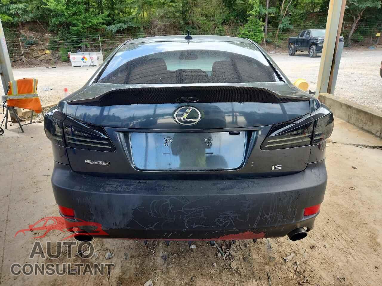 LEXUS IS 2011 - JTHBF5C28B5152498