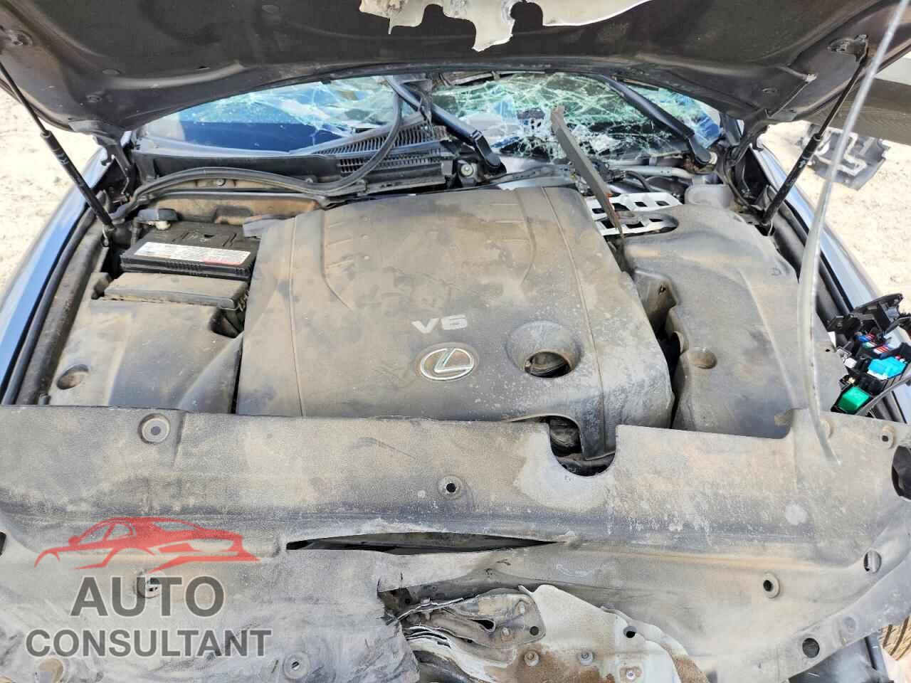 LEXUS IS 2012 - JTHFF2C2XC2522420